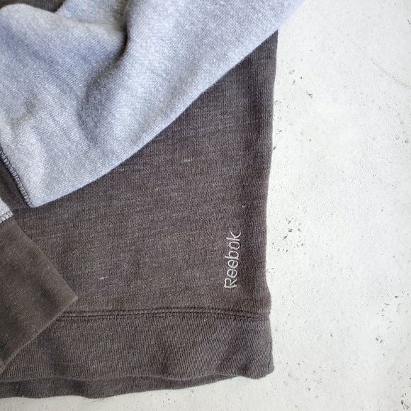 Grey Reebok Sweatshirt - medium - Picture 3 of 5